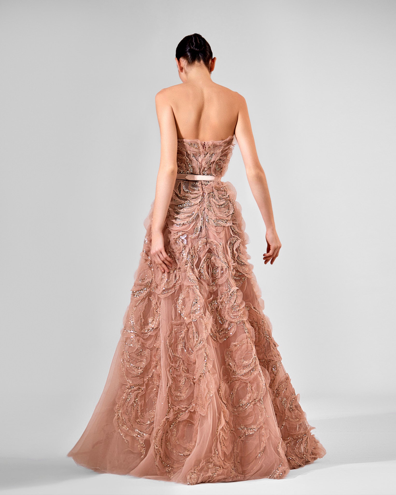 One-shoulder Rose Embellished Gown | 946
